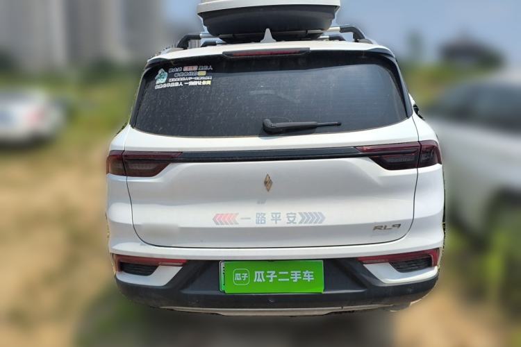 Used Livan 9 2023 470 km Leading Edition Rear