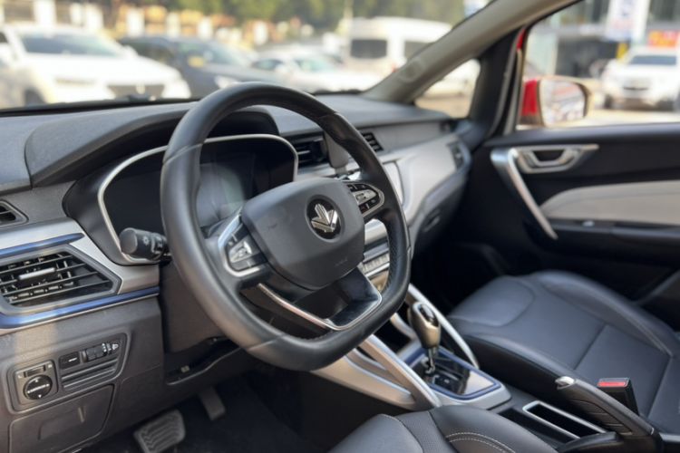 Used Livan Maple 30X 2020 Style Edition Interior 3