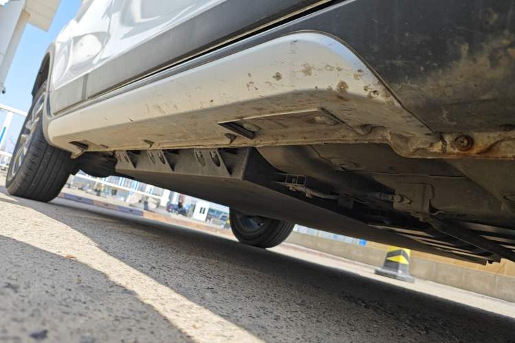 Used Livan Maple 30X 2020 Style Edition Chassis Front Right