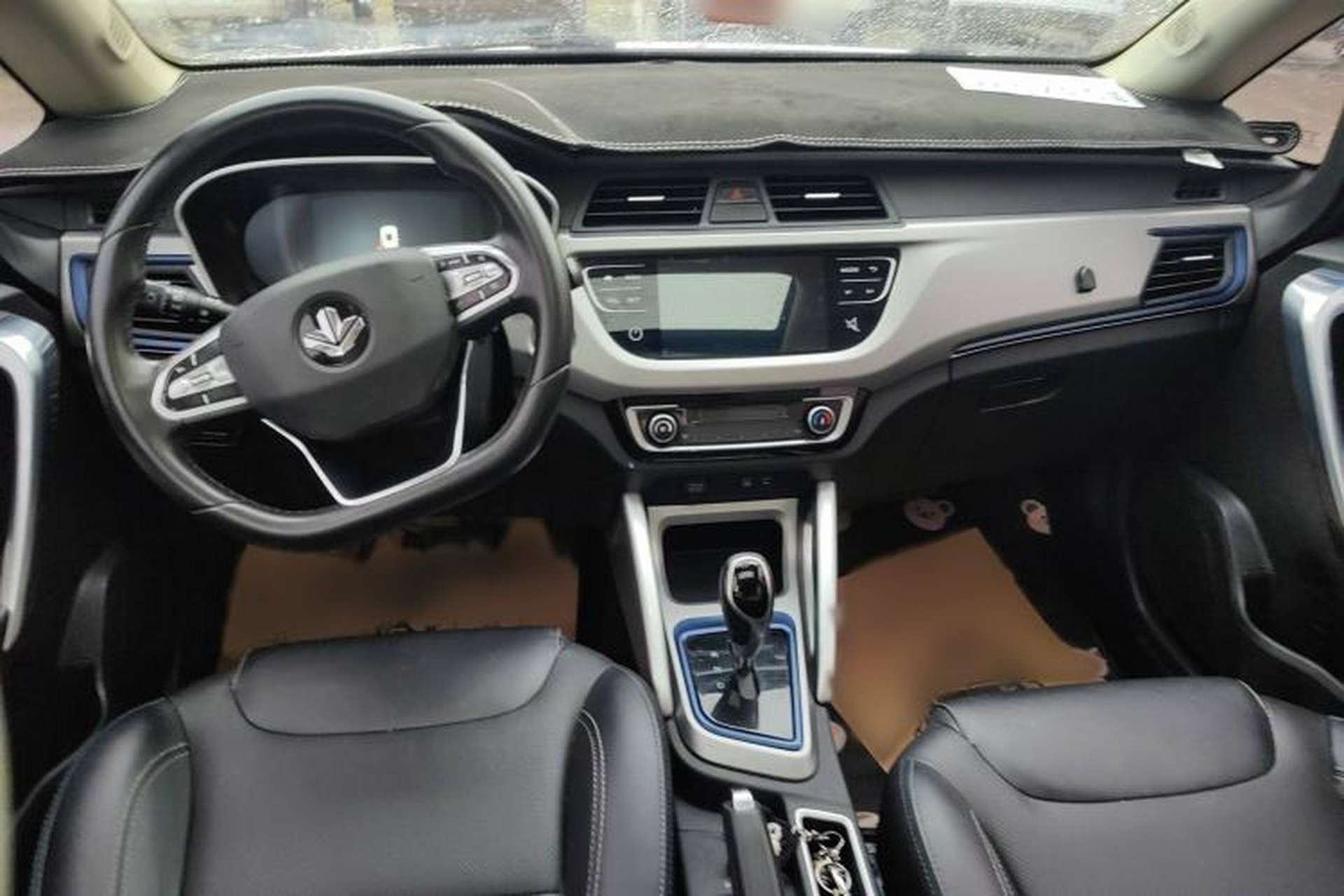 Used Livan Maple 30X 2020 Style Edition Interior 3