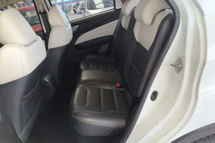 Used Livan Maple 30X 2020 Style Edition Left Rear Seat