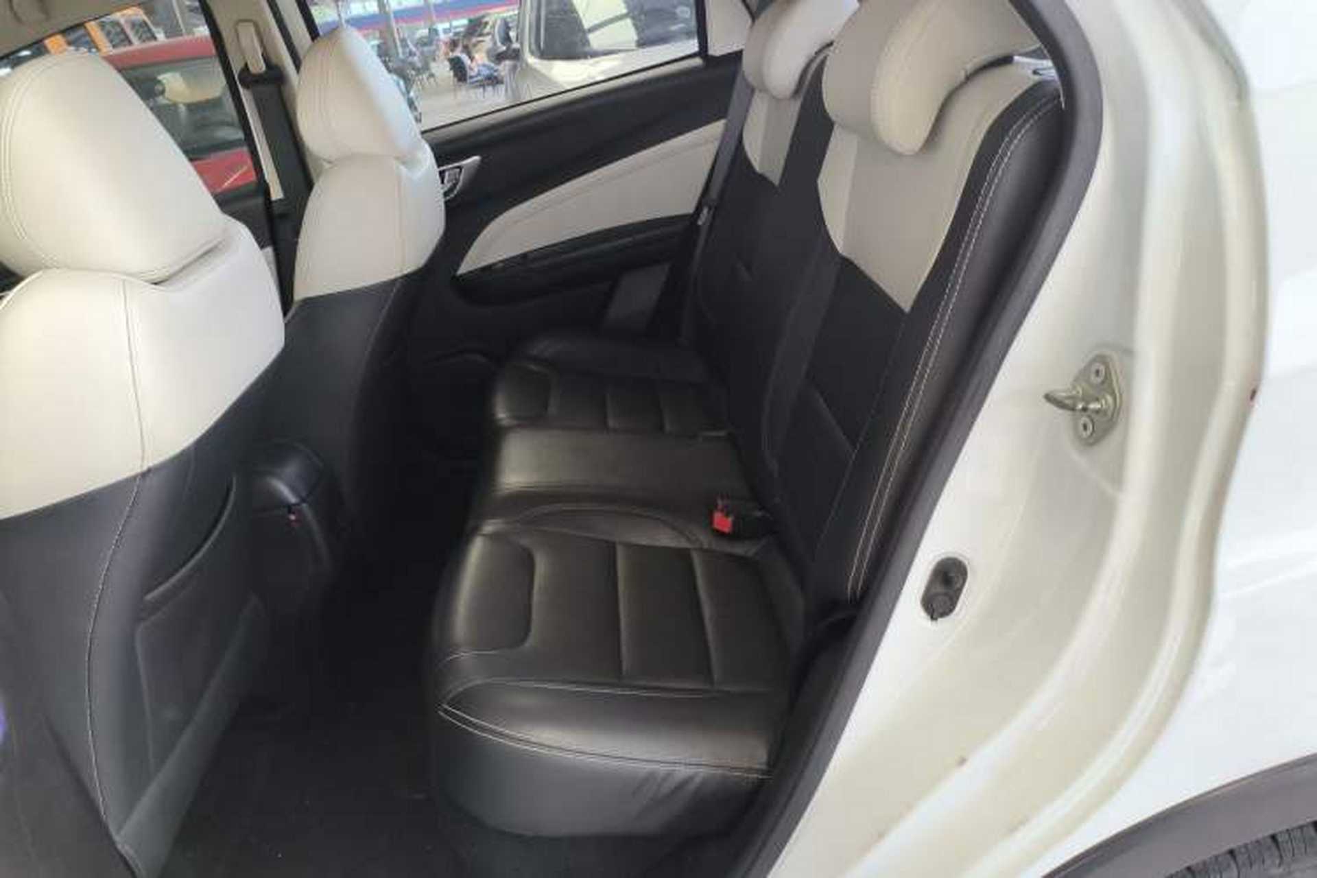 Used Livan Maple 30X 2020 Style Edition Left Rear Seat