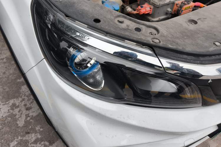 Used Livan Maple 30X 2020 Style Edition Right Front Headlight