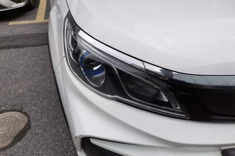 Used Livan Maple 30X 2020 Style Edition Right Front Headlight