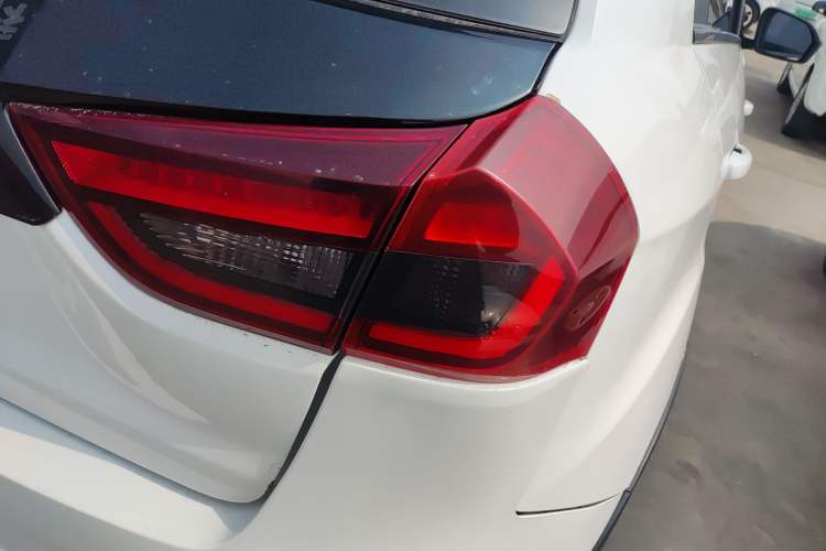 Used Livan Maple 30X 2020 Style Edition Right Rear Taillight