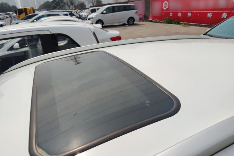 Used Livan Maple 30X 2020 Style Edition Roof