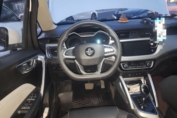 Used Livan Maple 30X 2020 Travel Edition Steering Wheel
