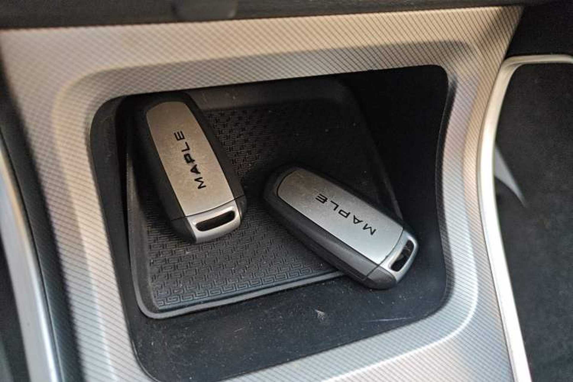 Used Livan Maple 30X 2020 Style Edition Vehicle Key