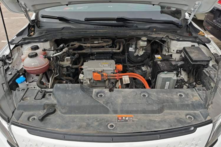 Used Livan Maple 60s 2022 Easy-to-Replace Version Lithium Iron Phosphate Engine Bay