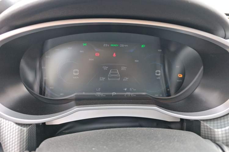 Used Livan Maple 60s 2022 Revised Edition Easy-Drive Version Lithium Iron Phosphate Instrument Cluster