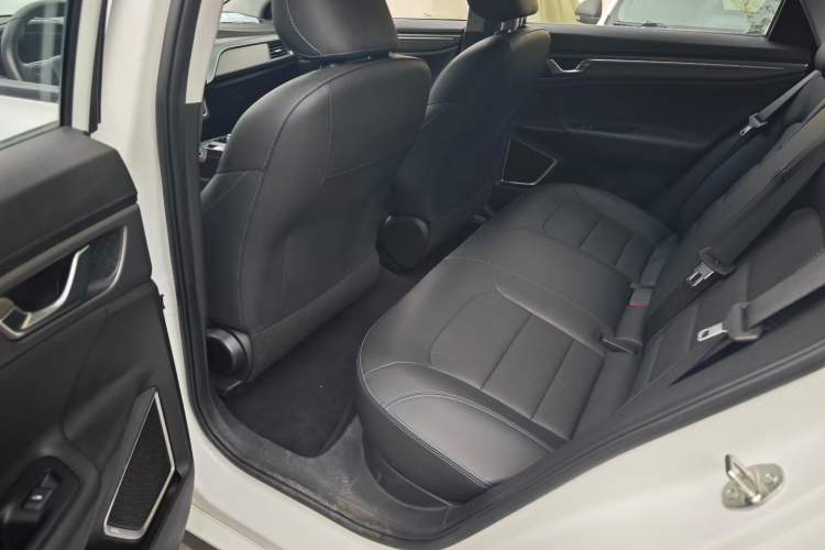 Used Livan Maple 60s 2022 Revised Edition Easy-Drive Version Lithium Iron Phosphate Interior 3