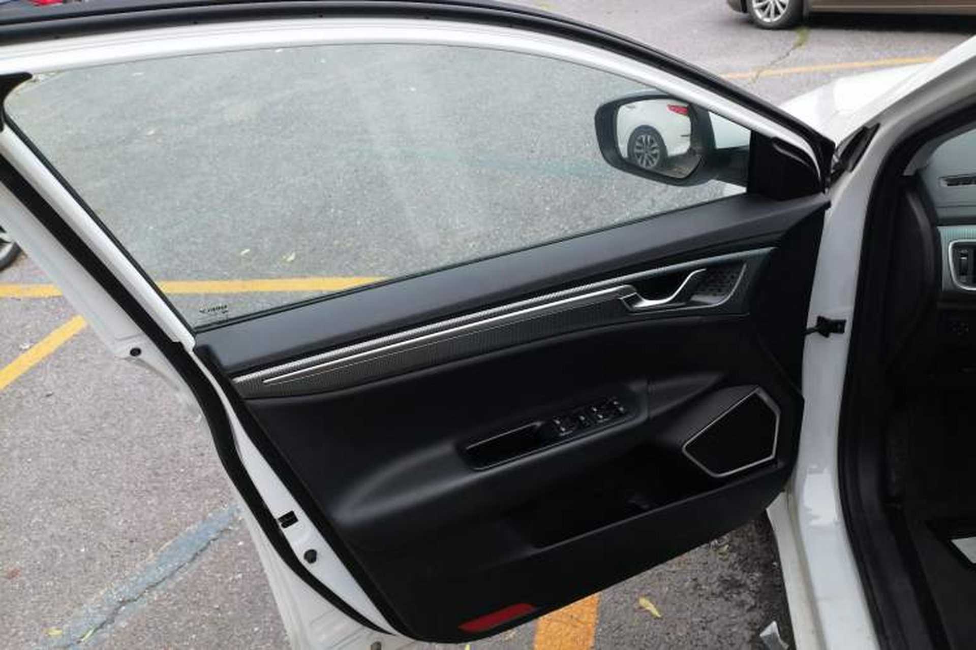 Used Livan Maple 60s 2022 Easy-to-Replace Version Lithium Iron Phosphate Left Front Door Interior