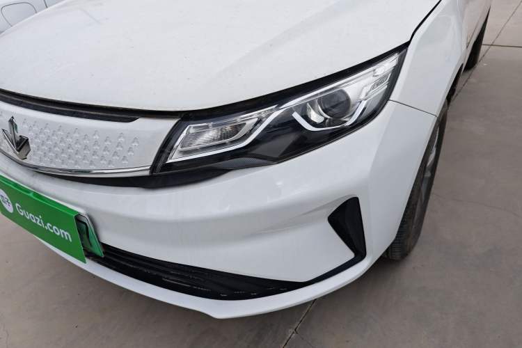 Used Livan Maple 60s 2022 Revised Edition Easy-Drive Version Lithium Iron Phosphate Left Front Headlight