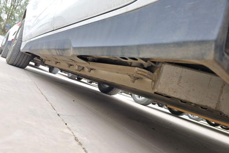 Used Livan Maple 60s 2022 Revised Edition Easy-Drive Version Lithium Iron Phosphate Left Side Sill