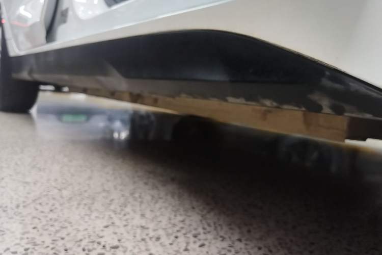 Used Livan Maple 60s 2022 Revised Edition Easy-Drive Version Lithium Iron Phosphate Right Side Sill