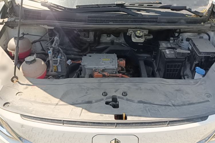 Used Livan Maple 80V 2021 Easy-to-Replace Version Lithium Ternary Engine Bay