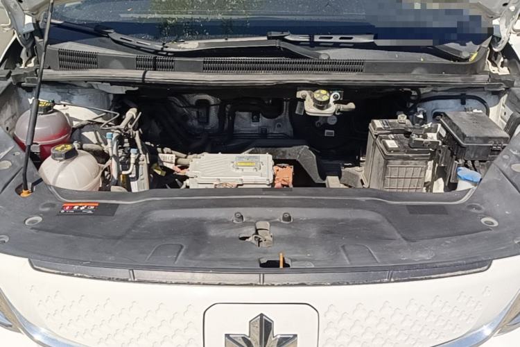 Used Livan Maple 80V 2021 Easy-to-Replace Version Lithium Ternary Engine Bay