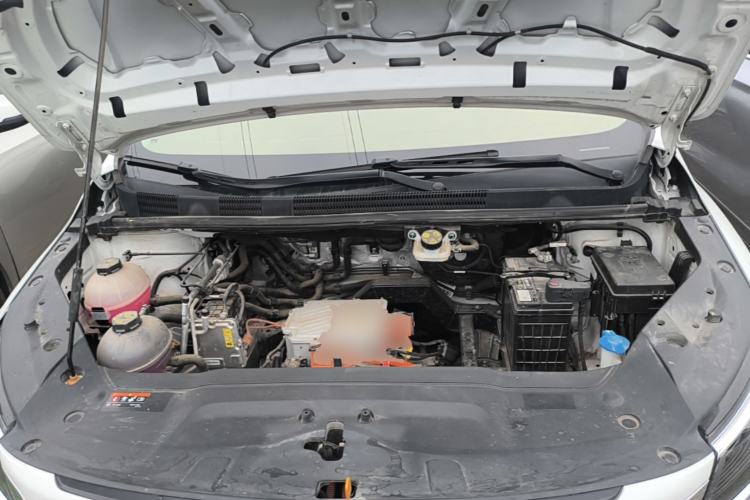 Used Livan Maple 80V 2021 Easy-Drive Version Lithium Iron Phosphate Engine Bay