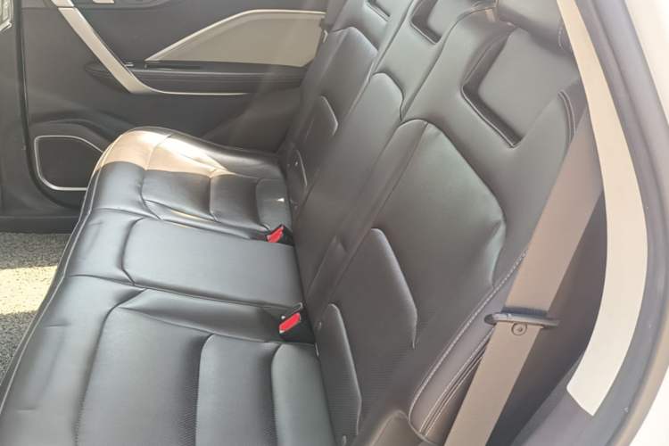 Used Livan Maple 80V 2021 Easy-to-Replace Version Lithium Ternary Left Rear Seat