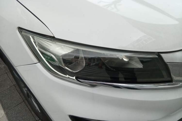 Used Livan Maple 80V 2021 Electric Swap-Option Model with Lithium Iron Phosphate Right Front Headlight