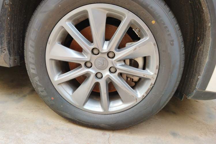 Used Livan Maple 80V 2021 Battery-Swap Premium Edition Lithium NMC Right Front Wheel Hub