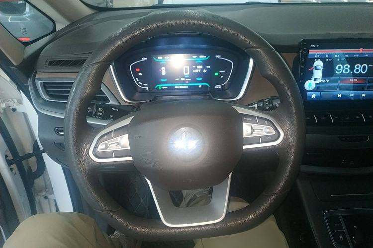 Used Livan Maple 80V 2021 Easy-to-Replace Version Lithium Ternary Steering Wheel