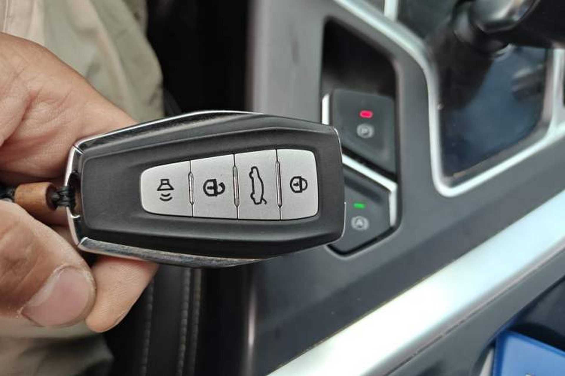 Used Livan Maple 80V 2021 Easy-to-Replace Version Lithium Ternary Vehicle Key