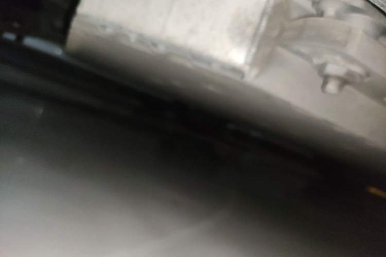 Used Livan Maple 80V  Chassis Rear Right