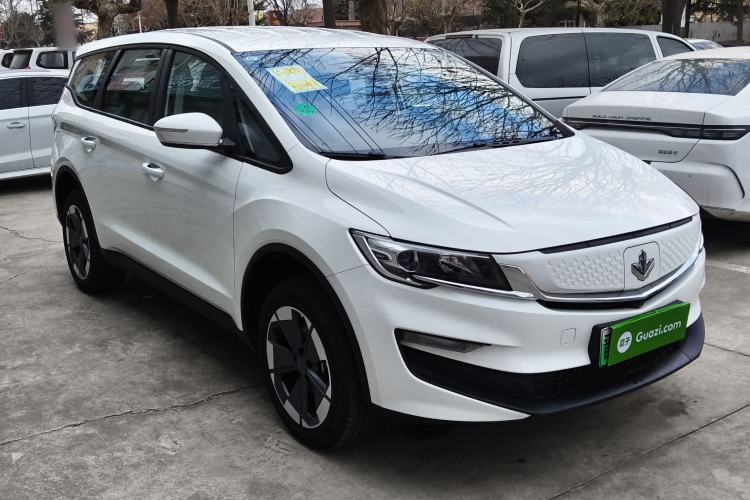 Used Livan Maple 80v L 2024 515 km Range 7 Seats Exterior 2