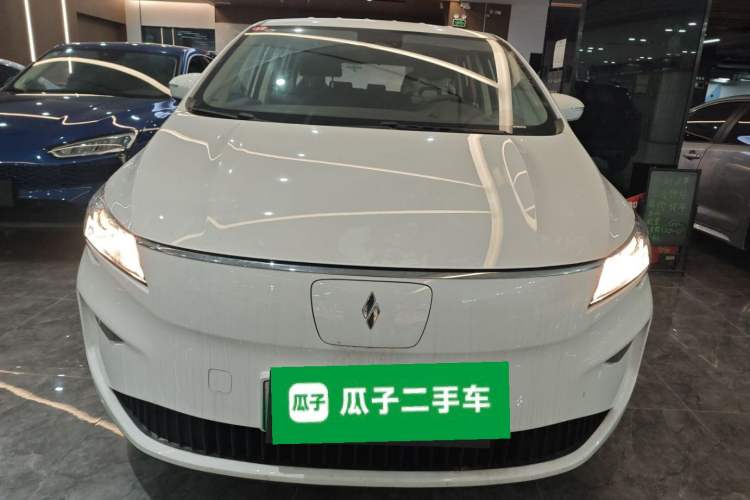 Used Livan Maple 80v L 2024 515 km Range 7 Seats Front