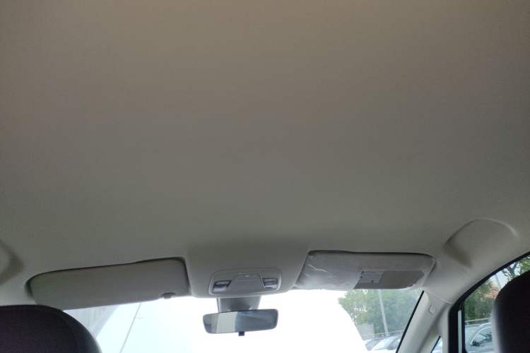 Used Livan Maple 80v L 2024 515 km Range 7 Seats Headliner