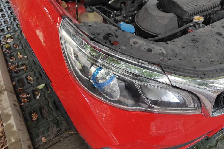 Used Livan X3 PRO 2022 1.5L CVT Xiao Sa Right Front Headlight