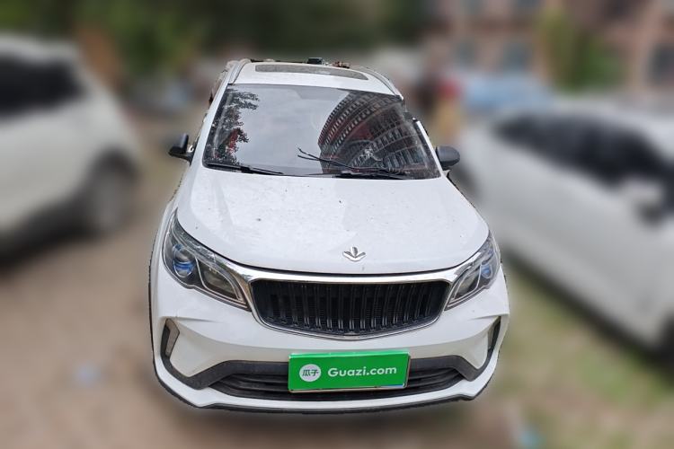 Used Livan X3 PRO 2022 1.5L CVT Xiao Sa Front
