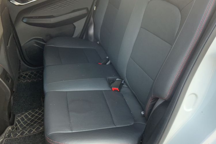 Used Livan X3 PRO 2022 1.5L Manual Little Cutie Interior 5