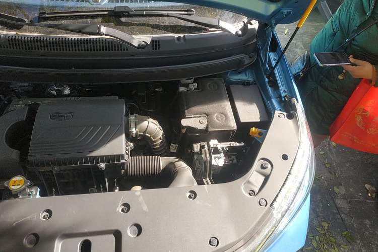Used Livan X3 PRO 2022 1.5L CVT Xiao Sa Engine Bay Left