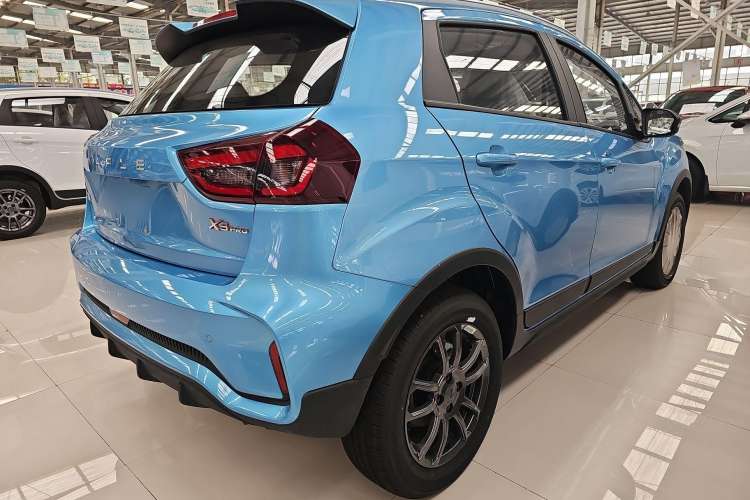 Used Livan X3 PRO 2022 1.5L Manual Little Cutie Exterior 3