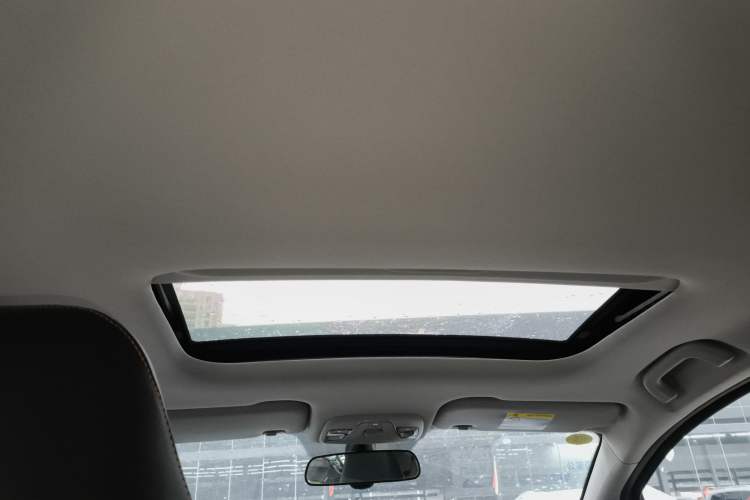 Used Livan X3 PRO 2022 1.5L CVT Xiao Sa Headliner