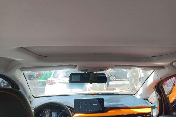 Used Livan X3 PRO 2022 1.5L CVT Xiao Sa Headliner