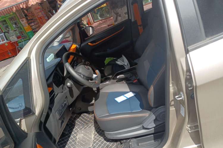 Used Livan X3 PRO 2022 1.5L CVT Xiao Sa Left Front Seat