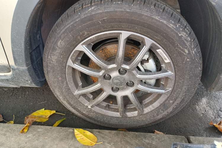 Used Livan X3 PRO 2022 1.5L CVT Xiao Sa Right Front Wheel Hub