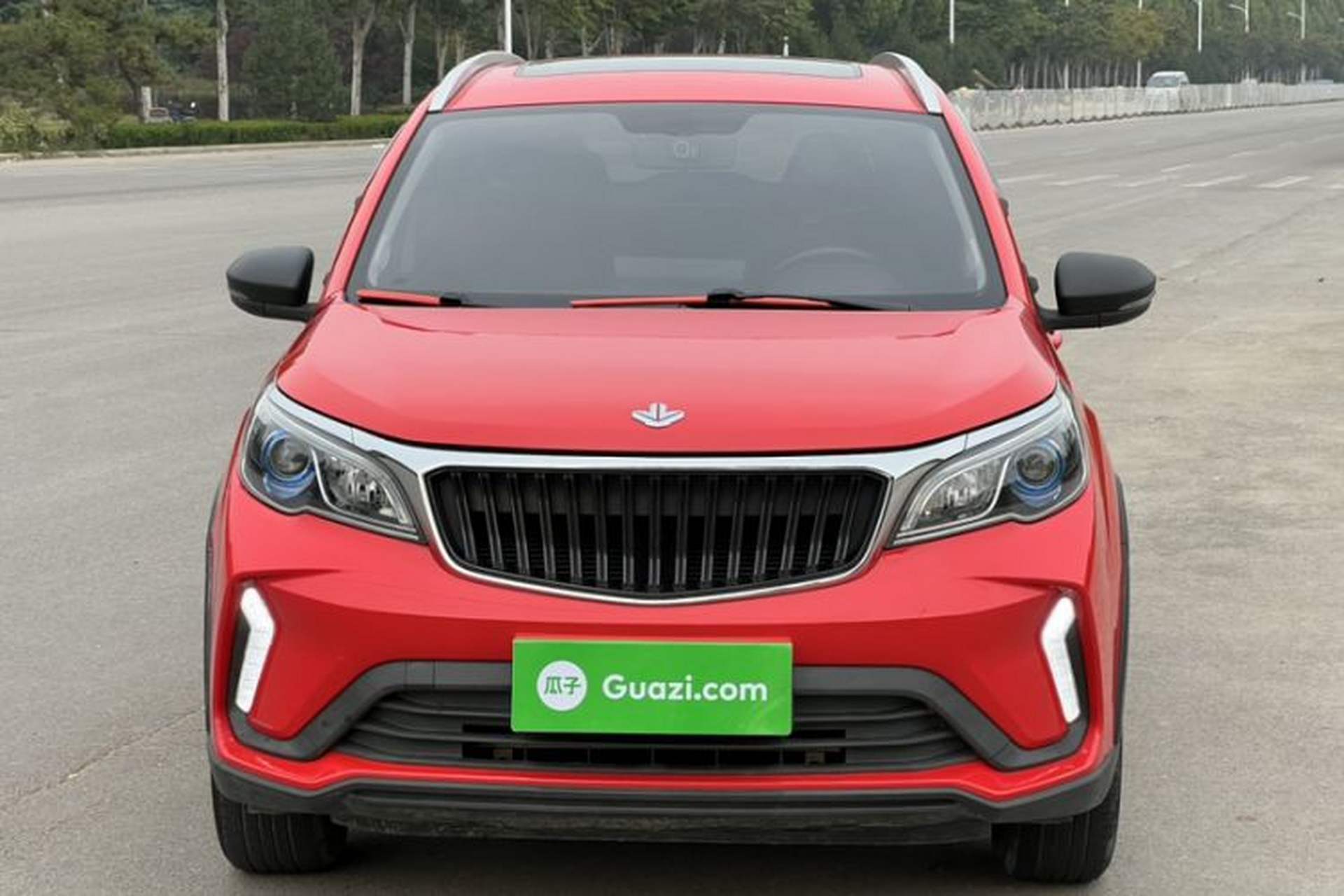 Used Livan X3 PRO 2022 1.5L Manual Little Cutie Exterior 2