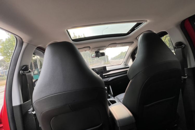 Used Livan X3 PRO 2022 1.5L Manual Little Cutie Headliner