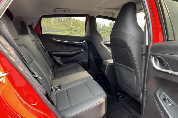 Used Livan X3 PRO 2022 1.5L Manual Little Cutie Interior 2