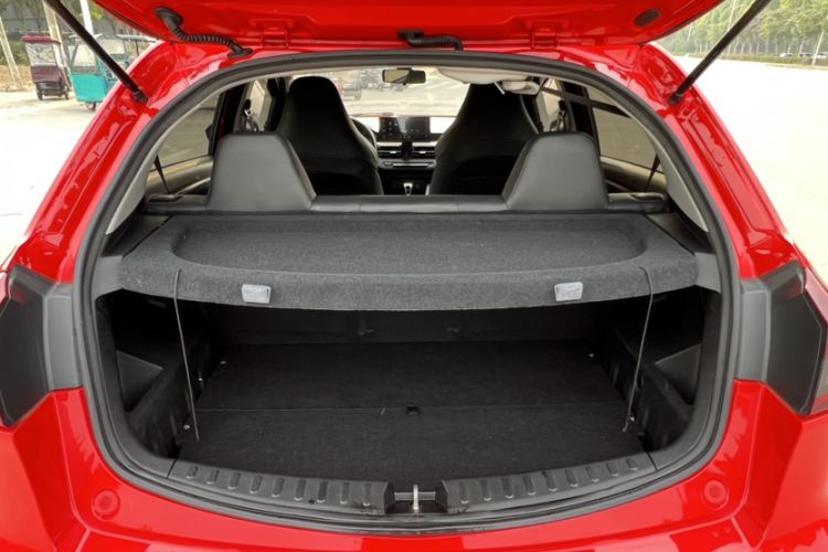 Used Livan X3 PRO 2022 1.5L Manual Little Cutie Interior 3