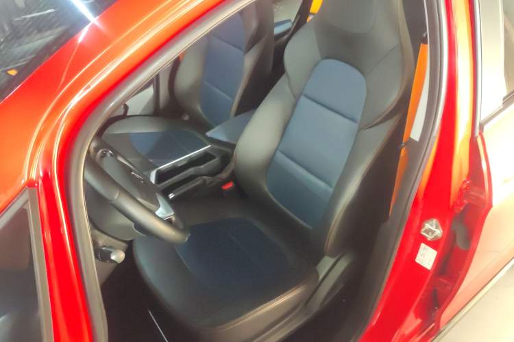Used Livan X3 PRO 2022 1.5L CVT Xiao Sa Left Front Seat