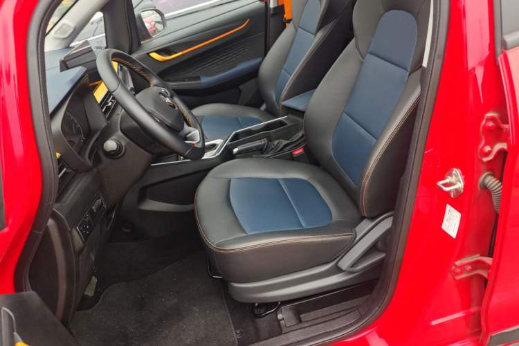 Used Livan X3 PRO 2022 1.5L CVT Xiao Sa Left Front Seat