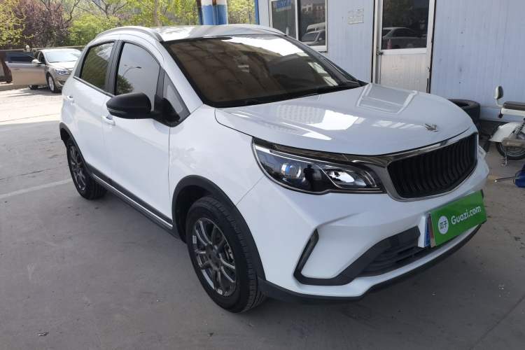 Used Livan X3 PRO 2022 1.5L Manual Little Cutie Exterior 1