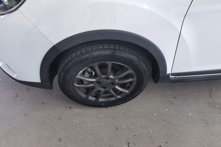 Used Livan X3 PRO 2022 1.5L Manual Little Cutie Exterior 4