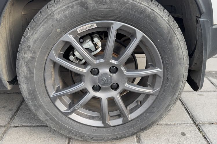 Used Livan X3 PRO 2022 1.5L Manual Little Cutie Exterior 5