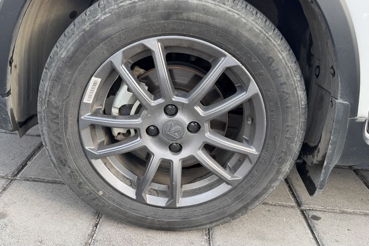Used Livan X3 PRO 2022 1.5L Manual Little Cutie Exterior 6